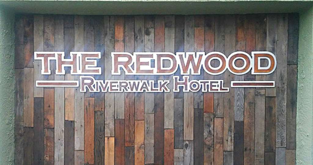 The Redwood Riverwalk, A Boutique Hotel Fortuna Eksteriør billede